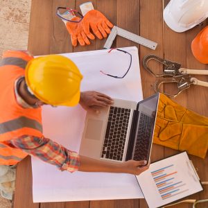 เรื่องที่ควรระวัง! กับ 5 สาเหตุที่ทำให้เกิดอุบัติเหตุจากการทำงานกับเครื่องจักร